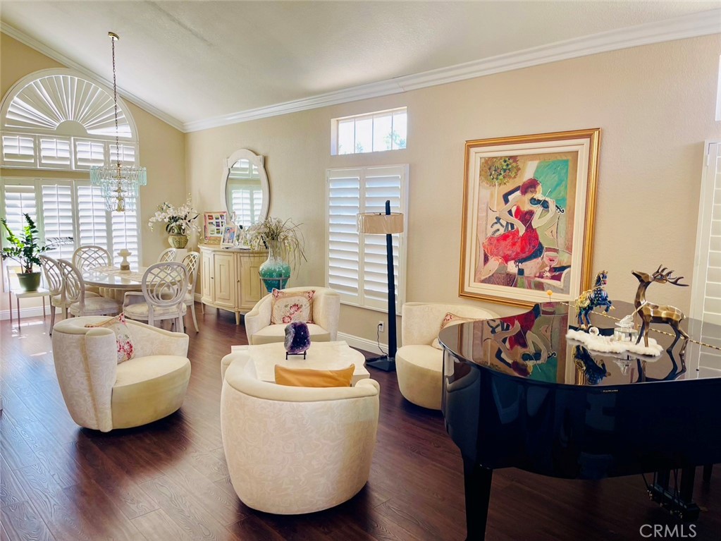 2411 White Dove Ln