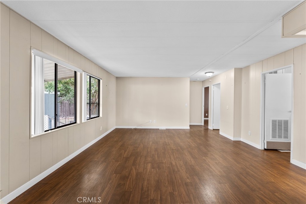 8651 Foothill Boulevard 90