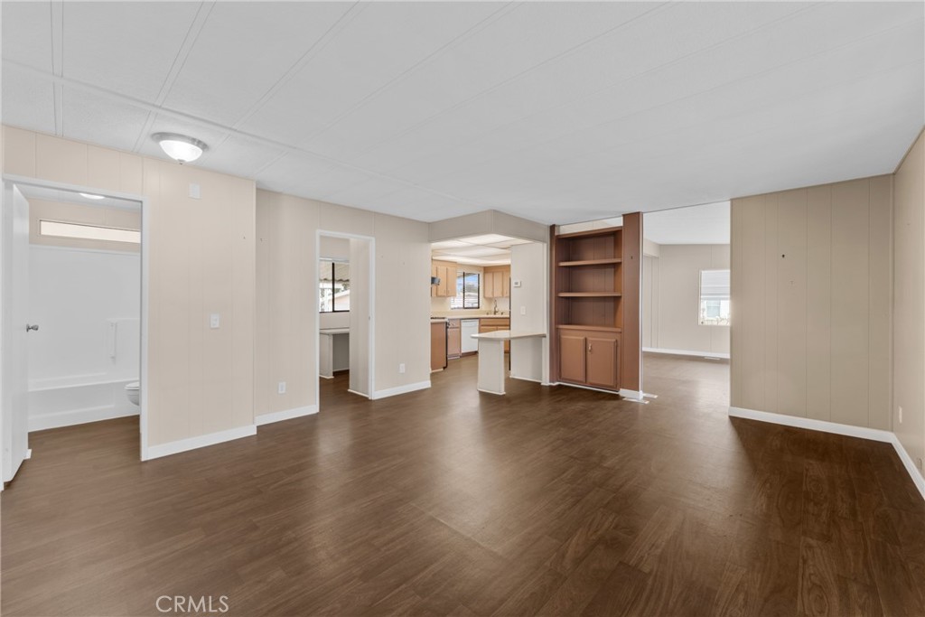 8651 Foothill Boulevard 90