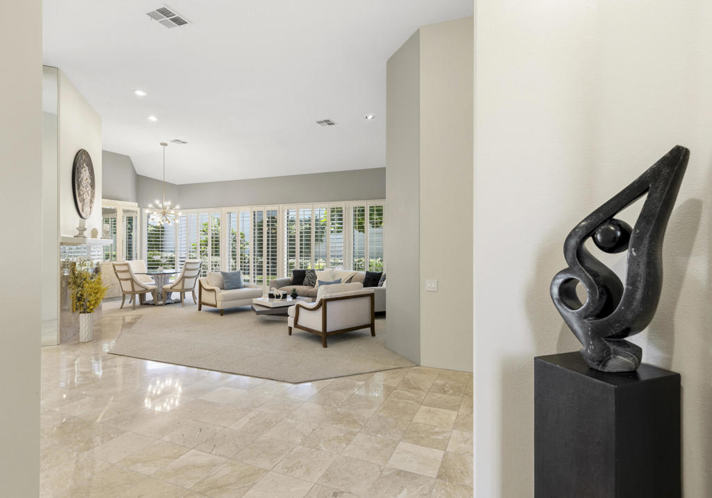 75105 Spyglass Drive