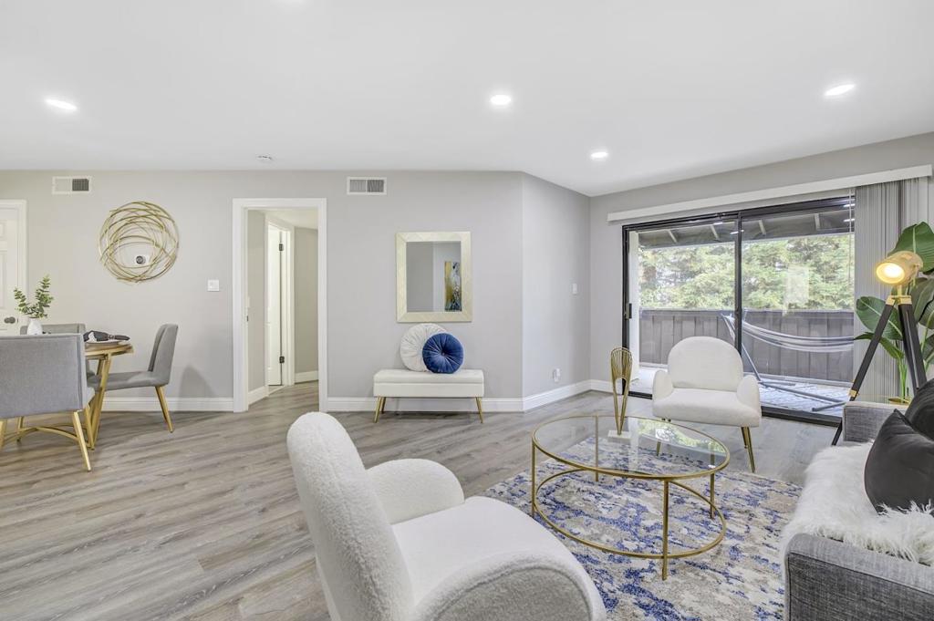 999 W Evelyn Terrace 40