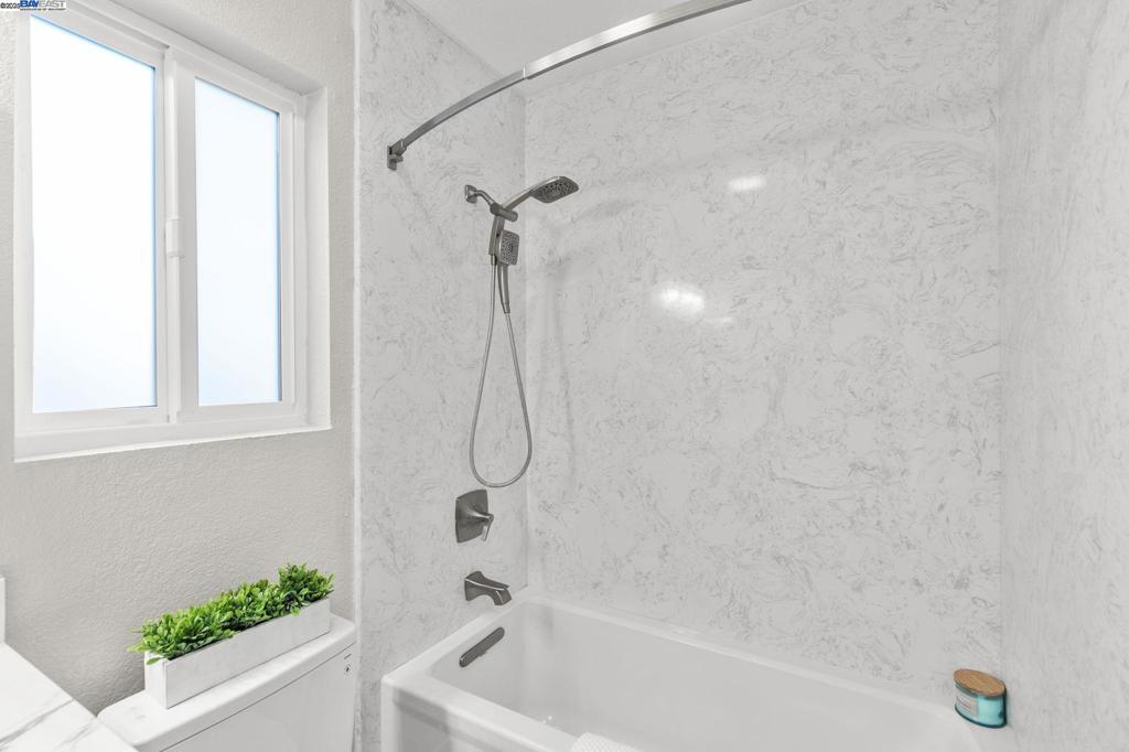 CANYON MEADOWS - Residential