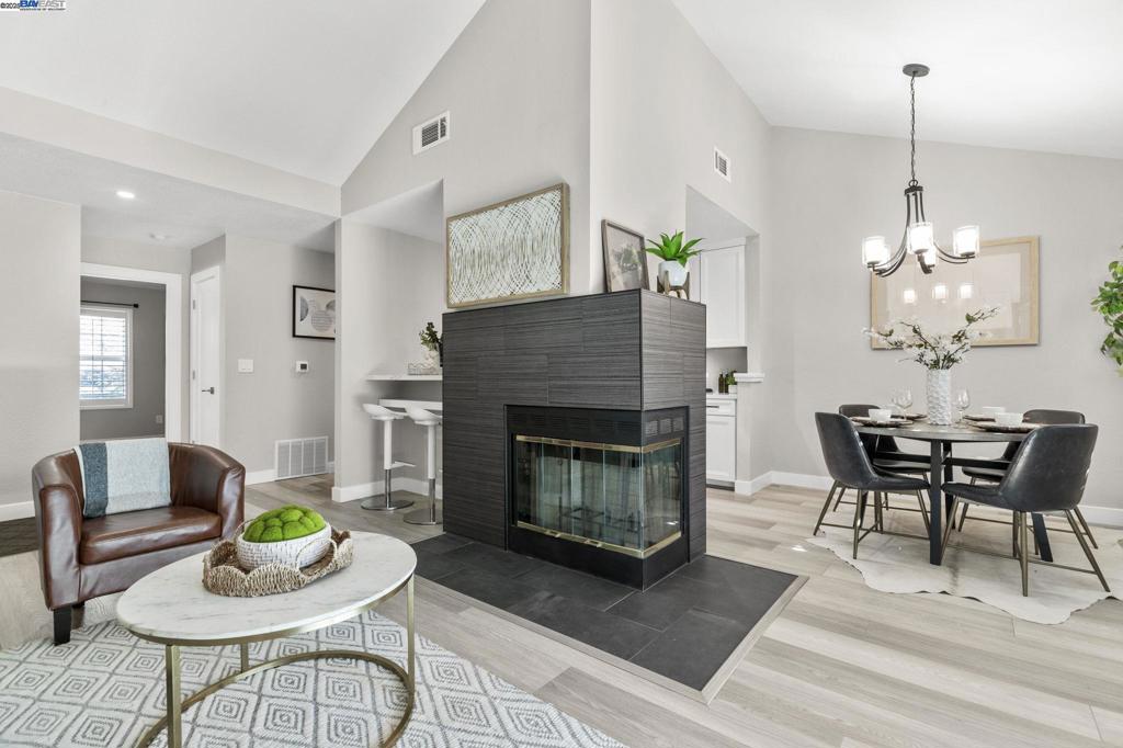 CANYON MEADOWS - Residential