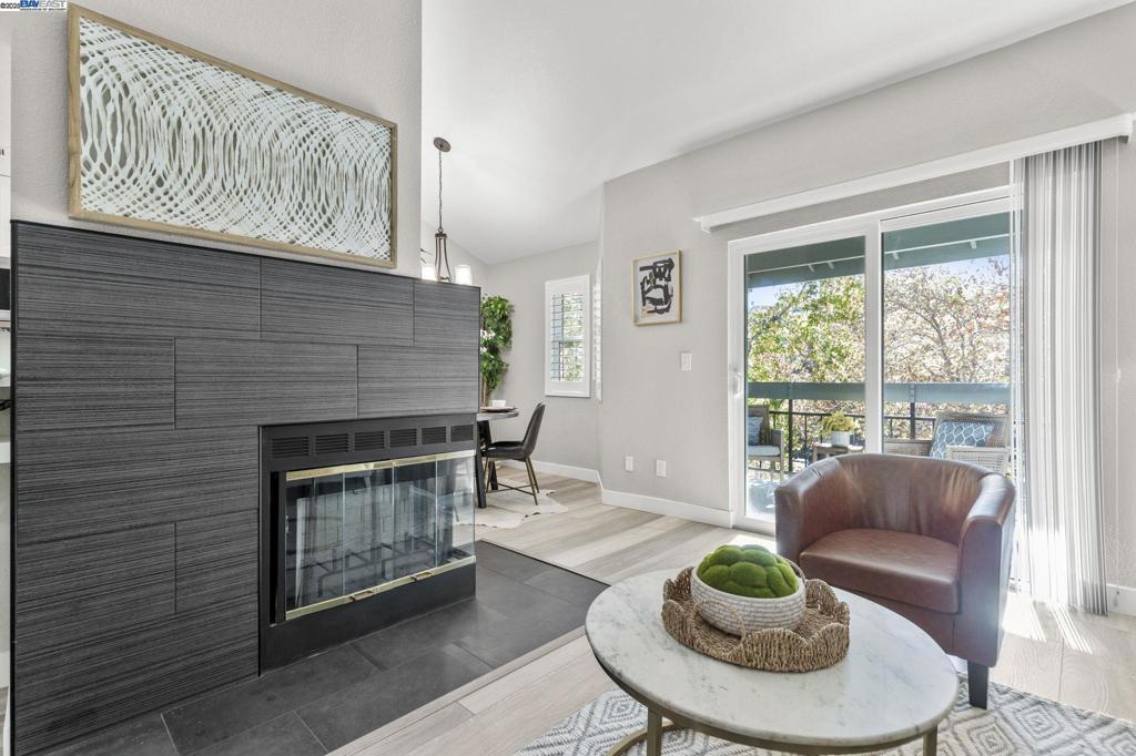 CANYON MEADOWS - Residential