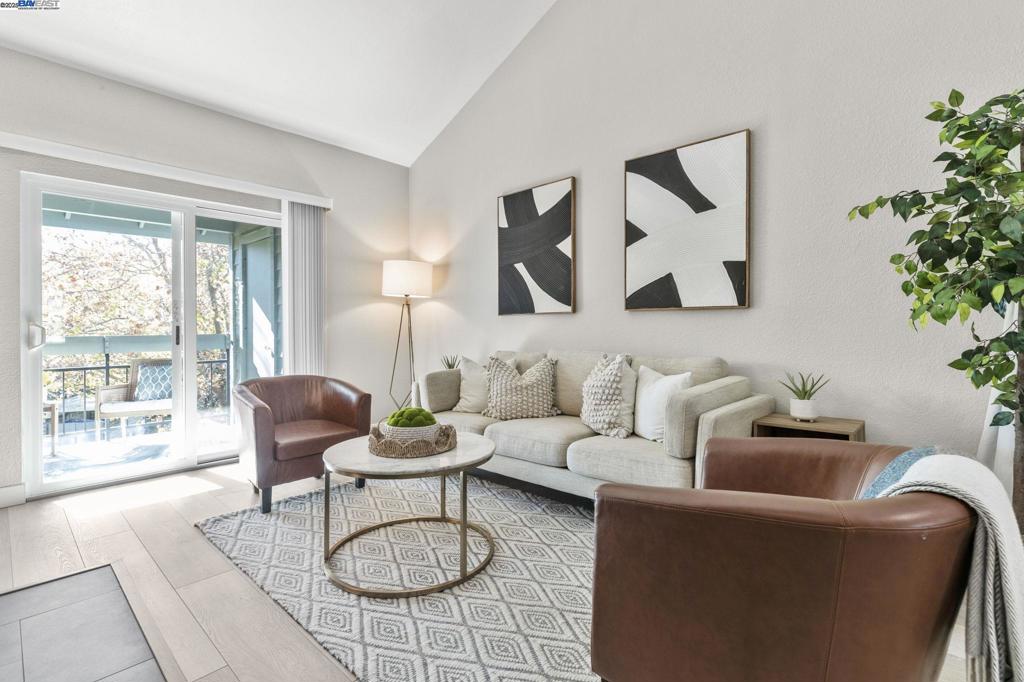 CANYON MEADOWS - Residential