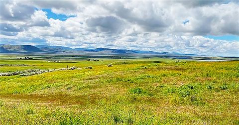 Tiny photo for 14951 Arlight Trail, Santa Margarita, CA 93453 (MLS # PI26060570)