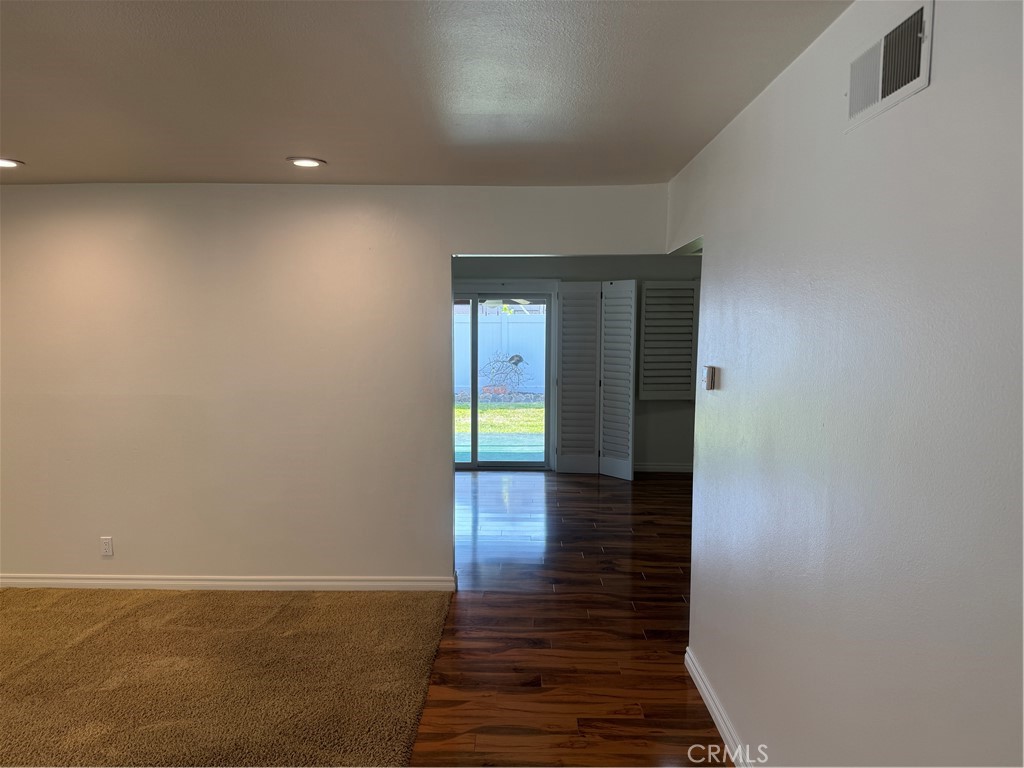 3024 Harding Way