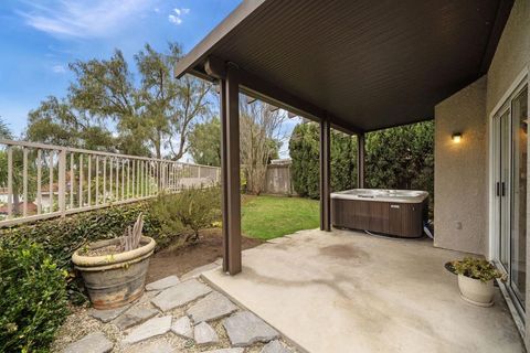 Tiny photo for 1 Saint Isabella, Laguna Niguel, CA 92677 (MLS # 219144379DA)