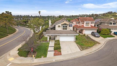 Tiny photo for 1 Saint Isabella, Laguna Niguel, CA 92677 (MLS # 219144379DA)