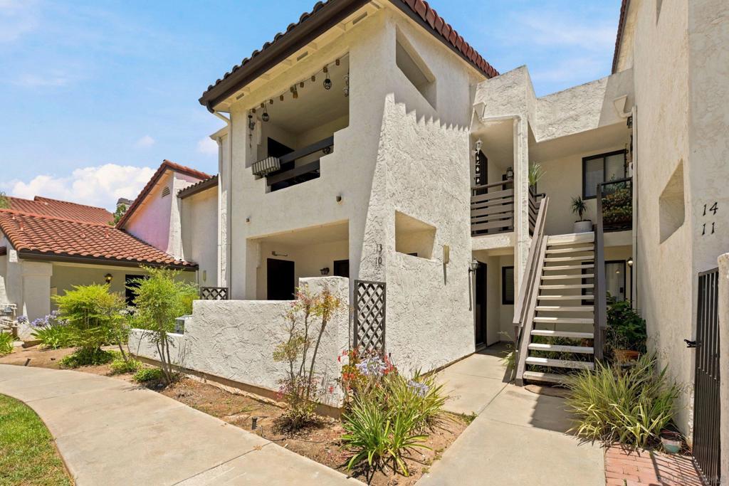 2425 Cranston Drive #10