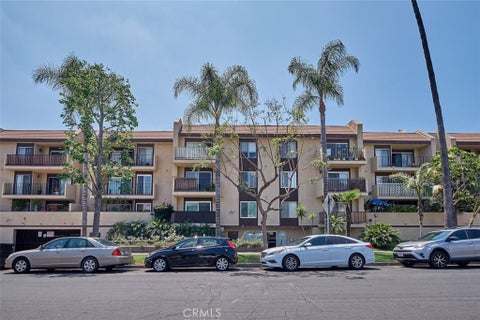 Photo of 433 S Manhattan PL #213, Los Angeles, CA 90020 (MLS # PW26166045)
