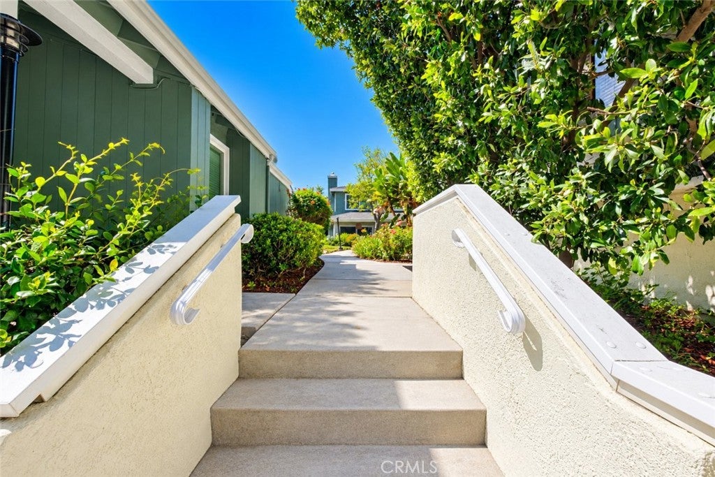 3421 Timber Lake 42