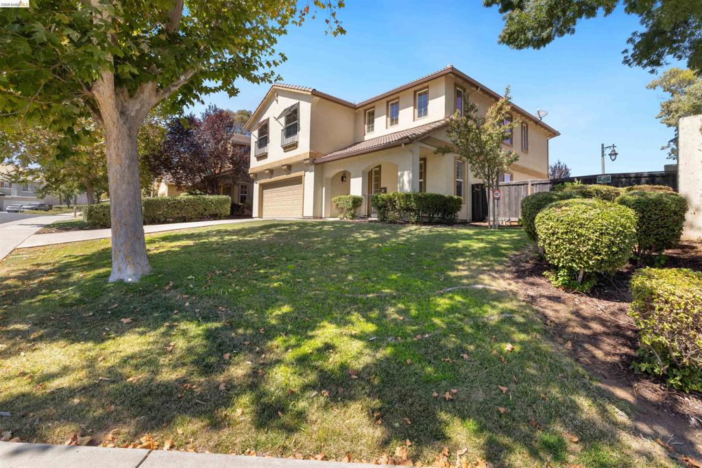9569 California Oak Cir