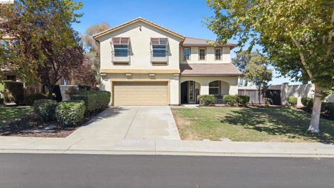 Photo of 9569 California Oak Cir CIR, Patterson, CA 95363 (MLS # 41148019)