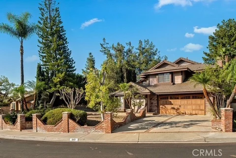 MLS: SR26194572