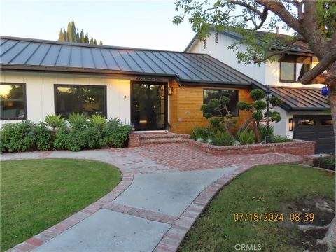 9562 Center Villa Park CA 92861