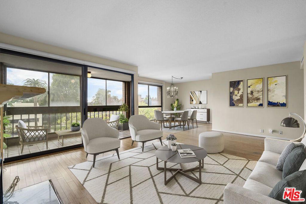 Photo of 4477 Wilshire Boulevard #308, Los Angeles, CA 90010 (MLS # 26633891)