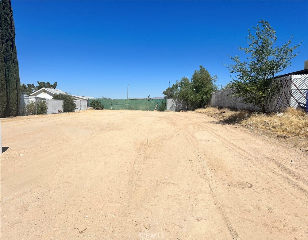 14005 Victoria Drive
