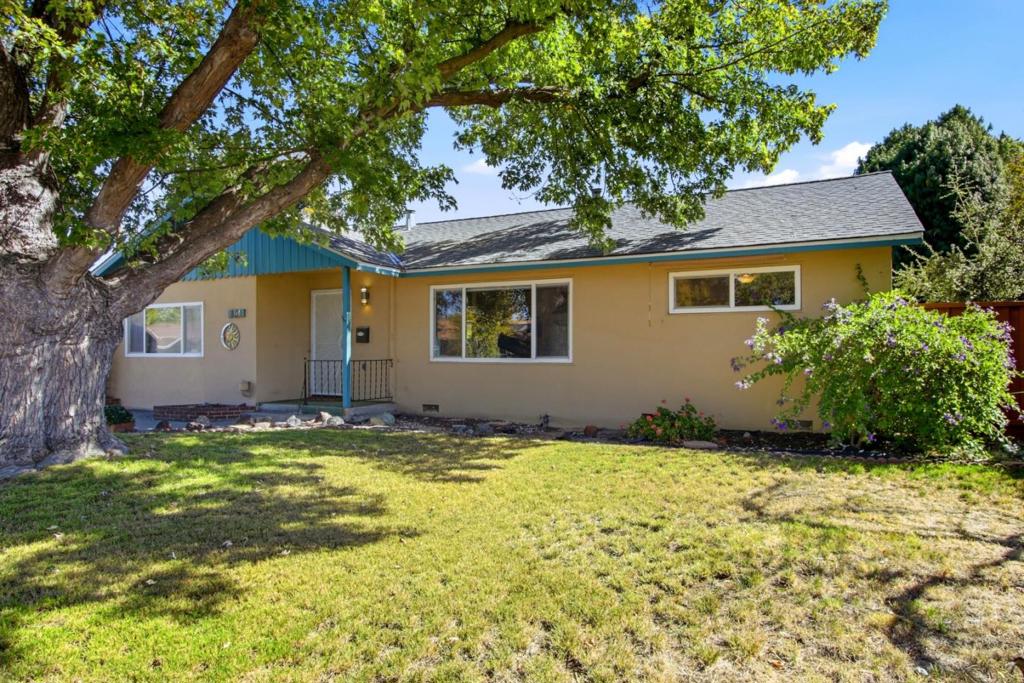 894 Hazelnut Court