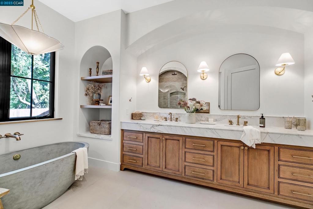 WESTSIDE DANVILL - Residential