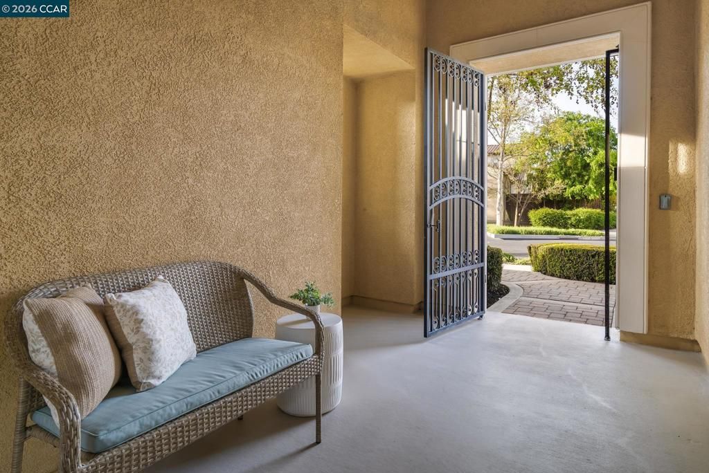 Photo of 7898 Kennard Ln Ln, San Ramon, CA 94582 (MLS # 41128852)