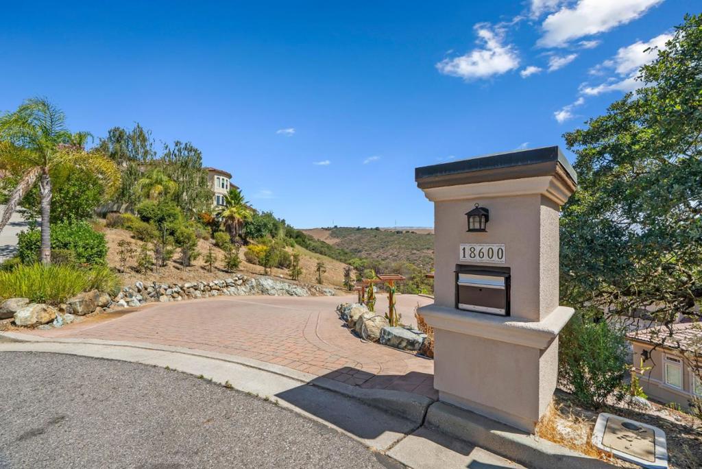 18600 Castle Ridge Drive