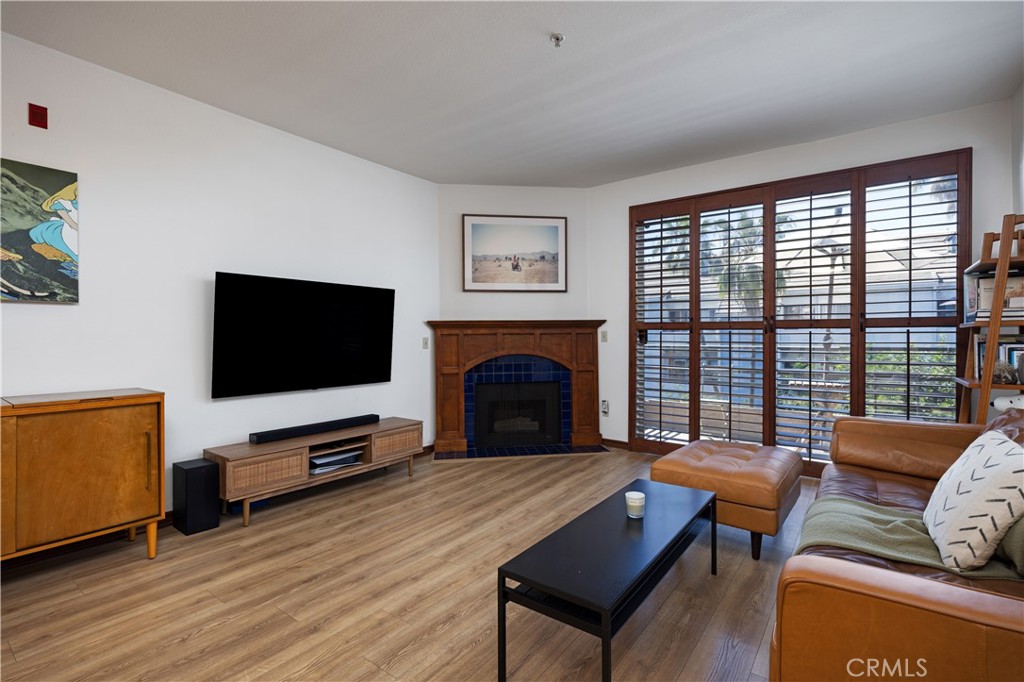 640 W 4th Street 410