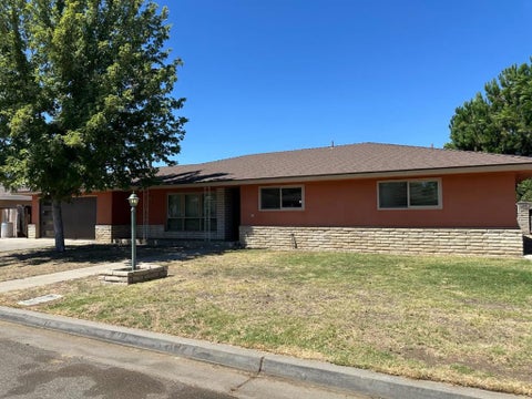 Photo of 416 Krest Street, Madera, CA 93637 (MLS # ML82054691)