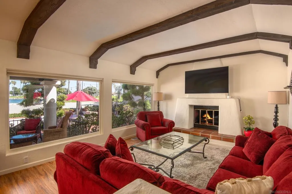 San Diego, California 92109, United States, 3 Bedrooms Bedrooms, ,3 BathroomsBathrooms,Residential,Active,20829