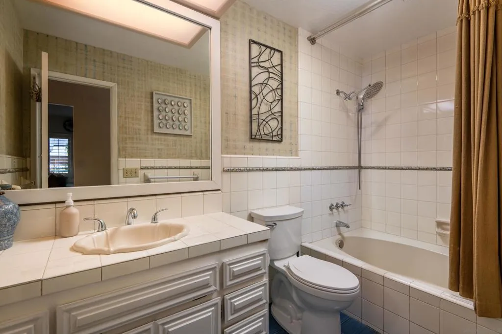 San Diego, California 92109, United States, 3 Bedrooms Bedrooms, ,3 BathroomsBathrooms,Residential,Active,20829