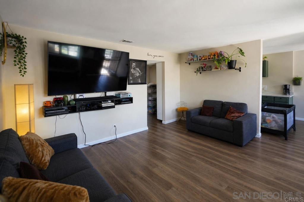 4658 Calle Del Palo