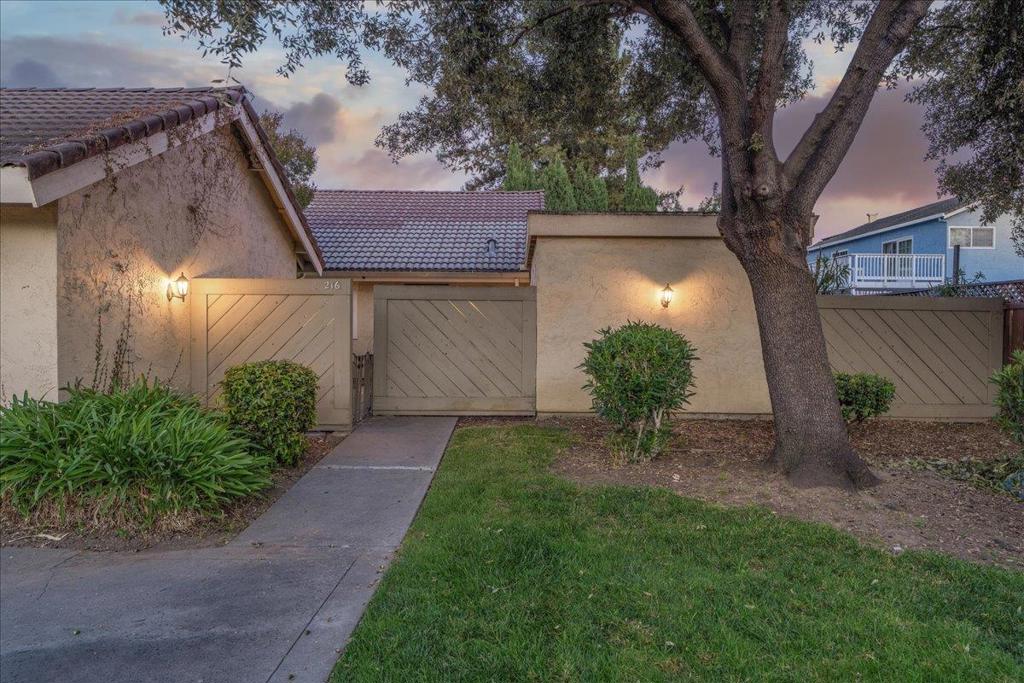 216 Truckee Lane