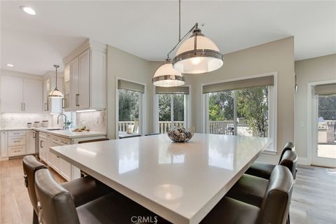 Tiny photo for 7179 Las Brisas, La Verne, CA 91750 (MLS # CV26050188)