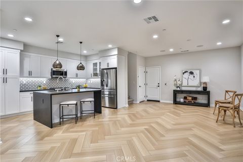 Photo of 1419 N Indian Hill Boulevard, Claremont, CA 91711 (MLS # CV26011416)