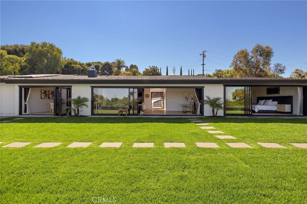 28056 Palos Verdes Dr E