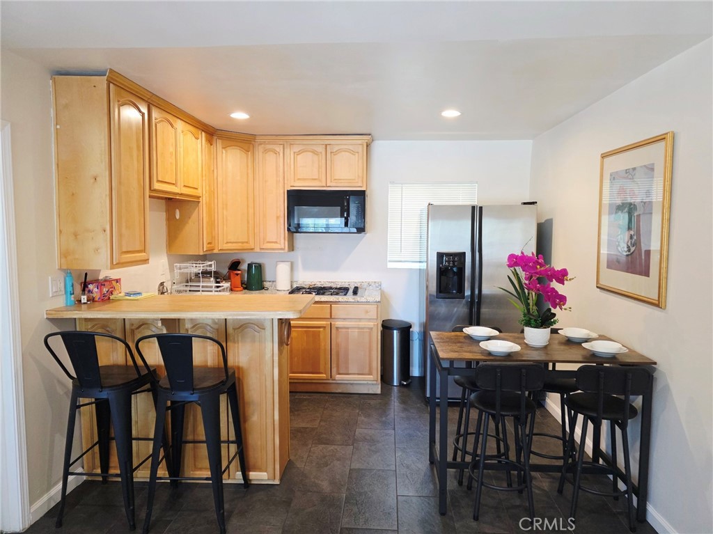 Modern 2-Bedroom ADU in Prestigious Glendora
Discover comfort and convenience in this beautifully designed 2-bedroom, 2-bathroom ADU offering over 700 sq. ft. of living space. Perfect for those seeking a private retreat, this home is available furnished or unfurnished and includes ALL utilities for stress-free living.
Step inside to find a cozy living room and a fully equipped kitchen, ideal for everyday living and entertaining. Each bedroom features its own private bathroom, providing comfort and privacy for all residents. Additional highlights include:
Private entrance and small yard
Assigned parking
Double-pane windows for quiet, energy-efficient living
Central air & heat for year-round comfort plus washer and dryer for conveniency
Located in the prestigious city of Glendora, this ADU offers both tranquility and convenience, close to shopping, dining, and top-rated schools.