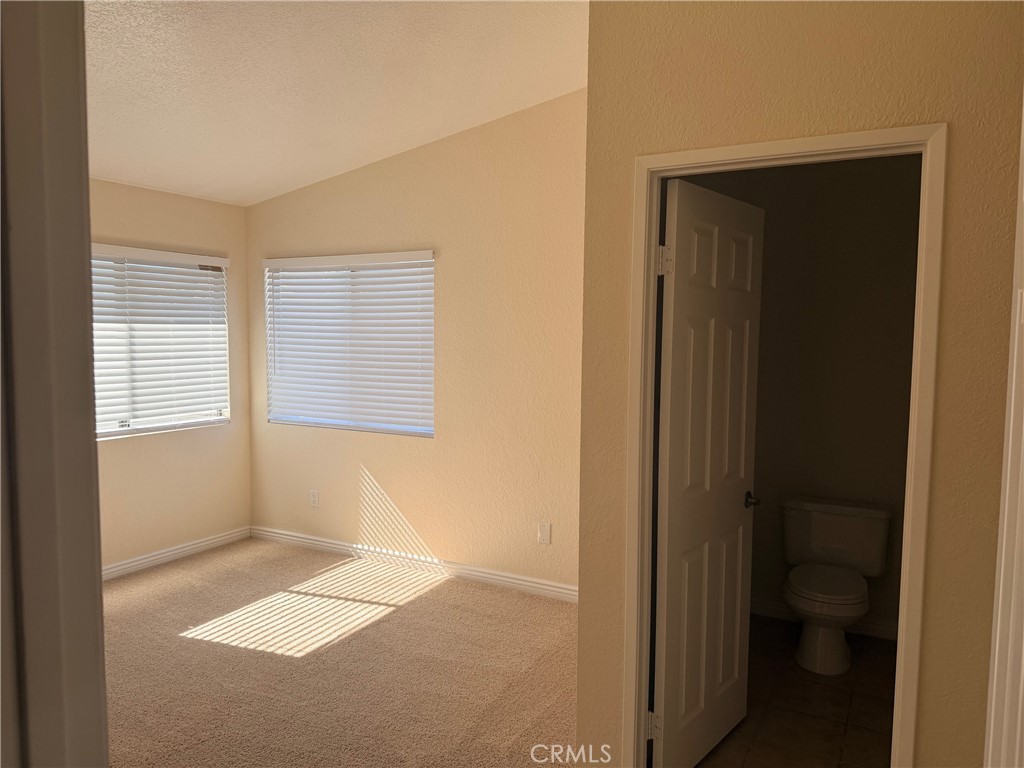 Saddleback (31217) - Residential Lease