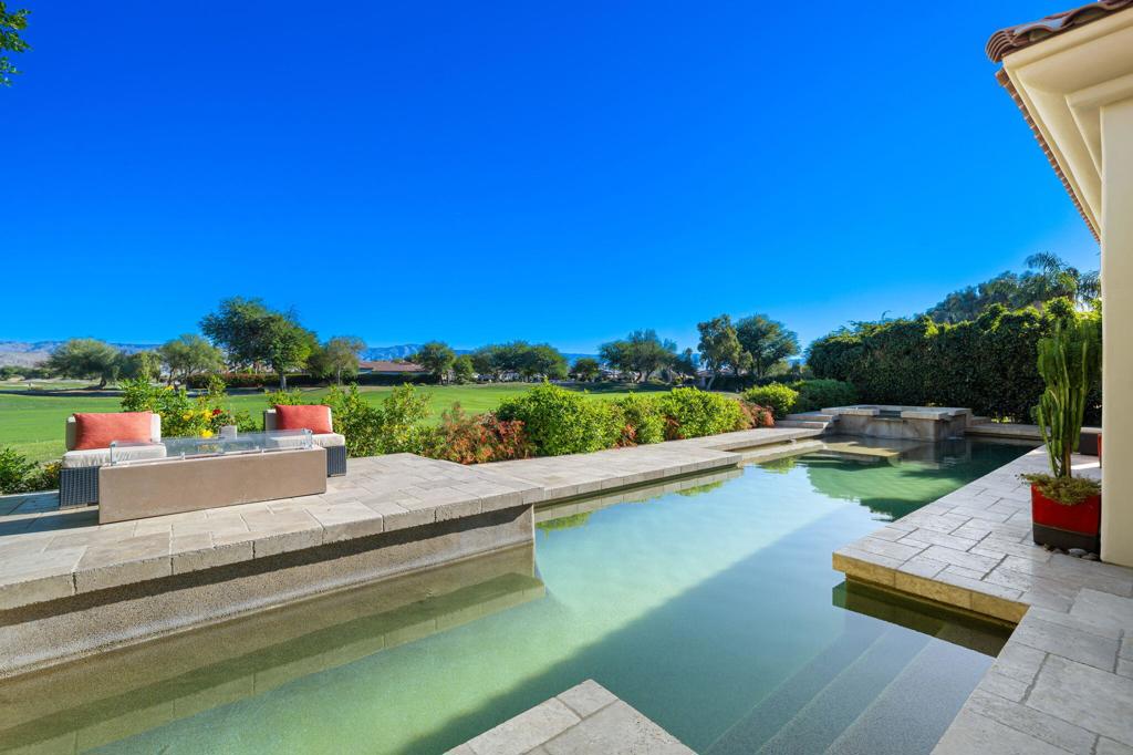 Mission Hills/Legacy-Oakhurst - Residential