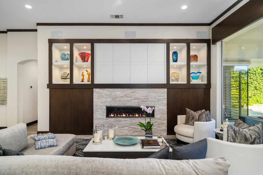 Mission Hills/Legacy-Oakhurst - Residential