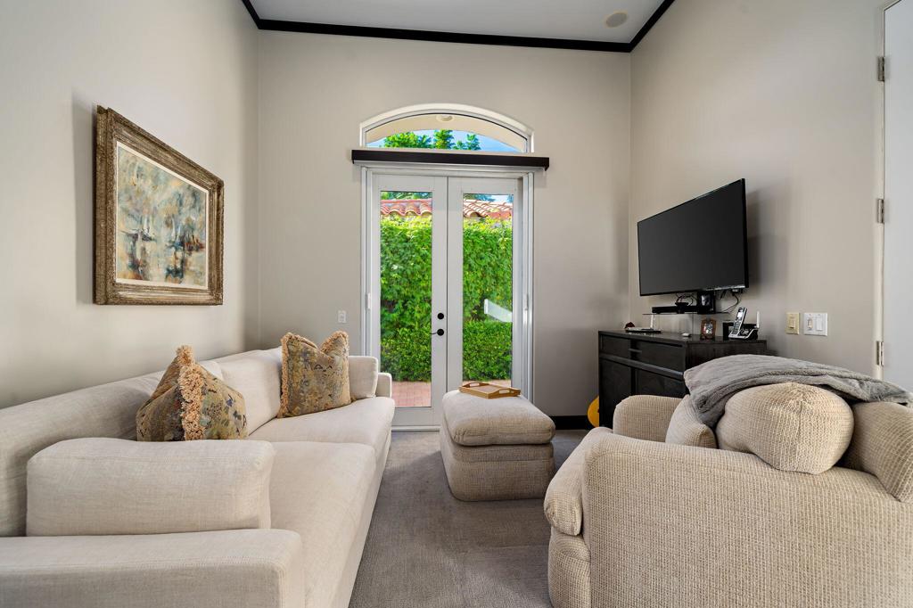 Mission Hills/Legacy-Oakhurst - Residential