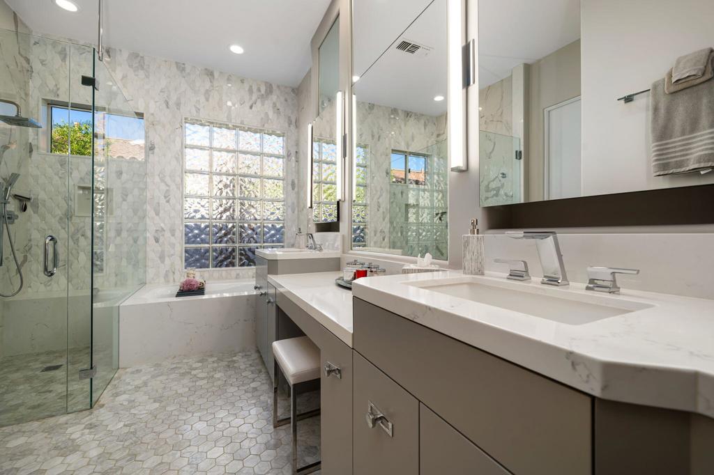 Mission Hills/Legacy-Oakhurst - Residential