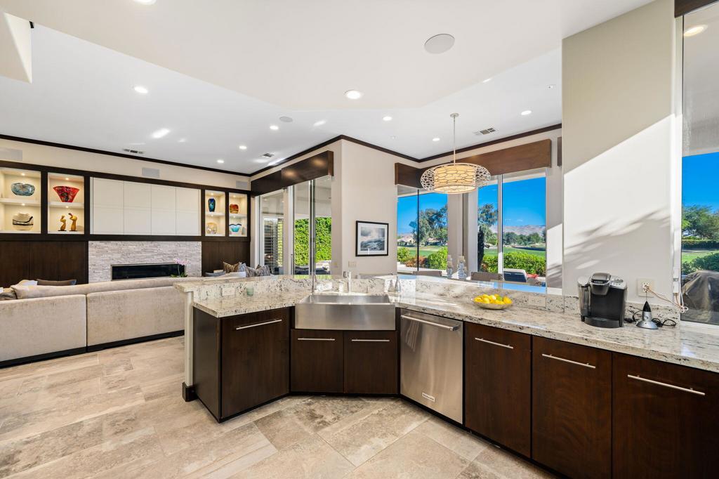 Mission Hills/Legacy-Oakhurst - Residential