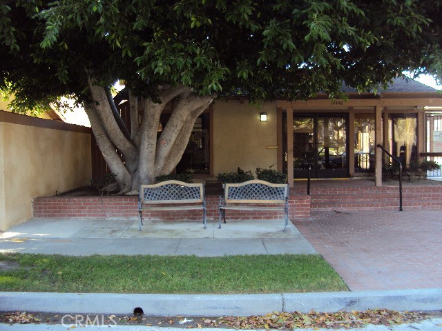 16748 CEDARWOOD CIR