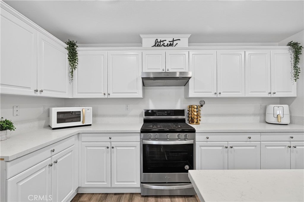 2417 Tulip Drive