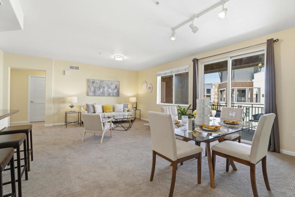 809 Auzerais Avenue 322, San Jose CA 95126