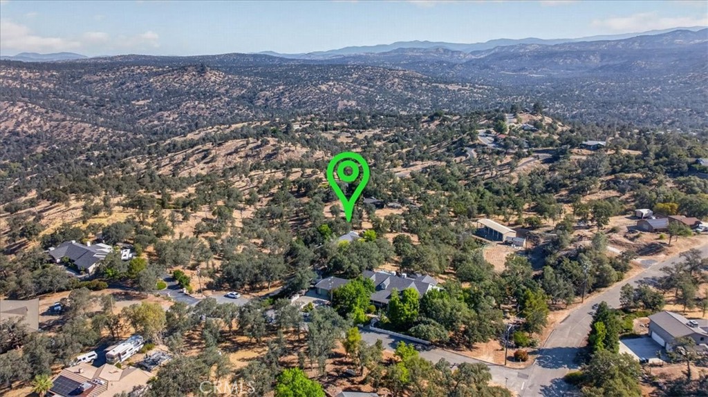 41393 Roaring River Way