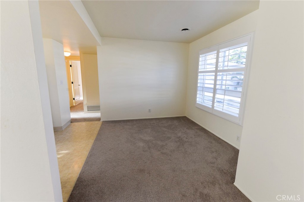 236 Avenida Del Poniente B