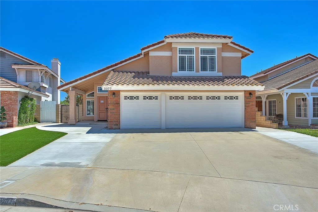 Beautiful North Chino Hills home with gorgeous city lights view from master suite. Newly remodeled with fresh paint, wood floor, new kitchen cabinets, granite counter top and stainless appliances. Bright living room with cathedral ceilings. Formal dining room is adjoining the living room forming a large open space. Spacious kitchen with lots of storage cabinets. Kitchen with stainless appliances opens to breakfast nook and family room. Family room with hardwood floor, fireplace and a patio door to the backyard. 1Br/1Ba downstairs. Going upstairs to 4 more bedrooms above. Master suite has cathedral ceilings, ceiling fan and gorgeous city lights view. Master bathroom has dual sinks, vanity desk, walk-in closet, oval tub and a toilet room. Other bedrooms are all very spacious. Large bonus room with a storage closet can be used as 5th bedroom. Indoor laundry. Low maintenance backyard with beautiful artificial turf. 3-car garage. Close to The Shoppes, Costco & 99 Ranch Market. Excellent schools. Fast access to 71 and 60 Fwys. Please submit (1). RentSpree application for all adult over 18. (2). Credit report from each applicant. (3). Copy of IDs. (4). Proof of fund (Pay stubs and bank statements). Thank you.
