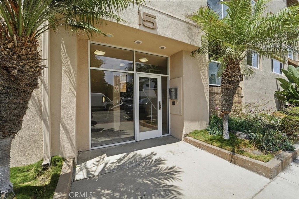 15 15th Street 14