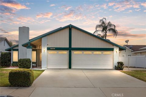 27981 Clifton Street Highland CA 92346